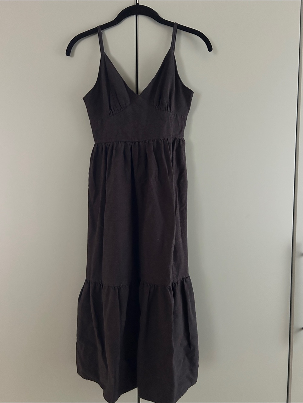 Women’s Black Spaghetti Strap Midi 37” Dress
